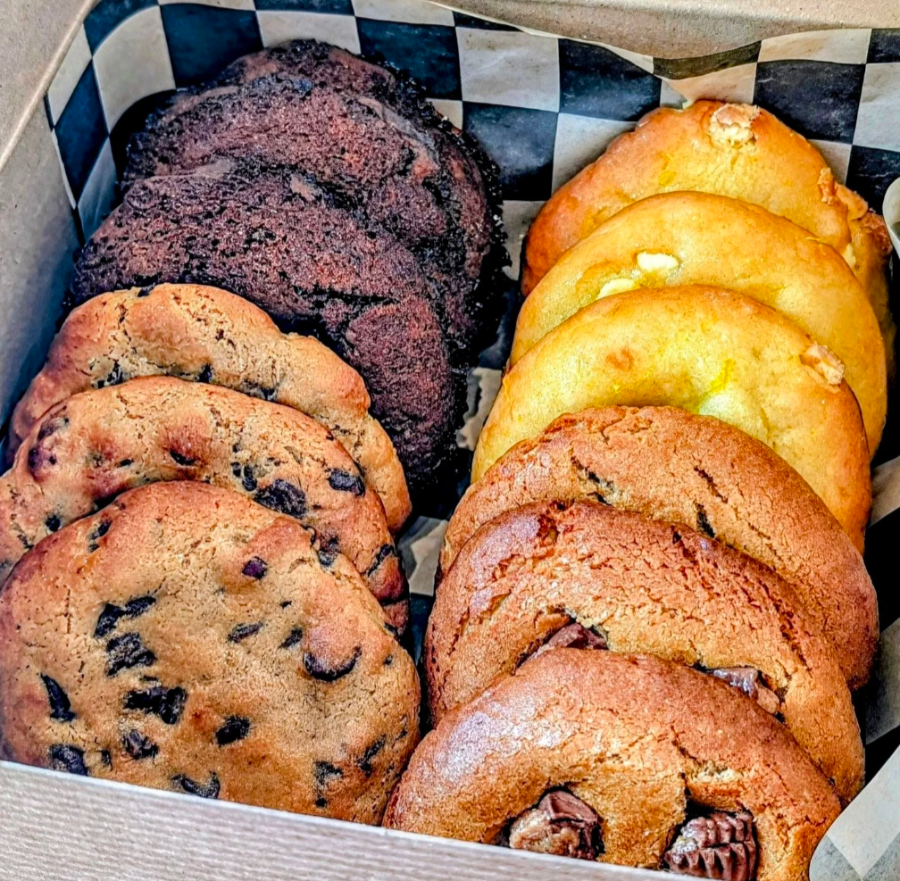 Doug’s Choice Dozen Gift Box
